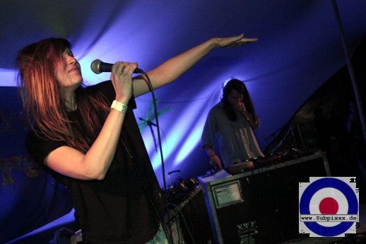 Loop Motor (D) with Global Grooves (D) Labore Festival - Hauptmannsgruen - Zeltbuehne 22. Juli 2016 (16).JPG